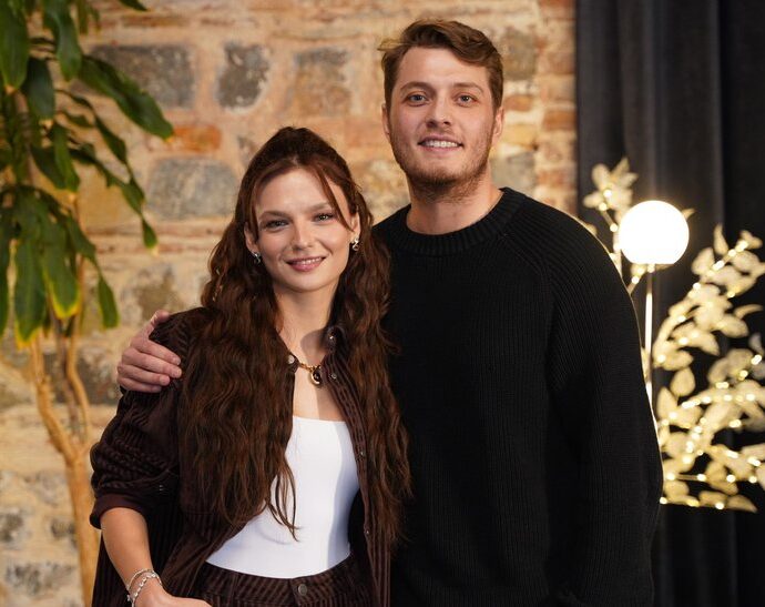 Pierwsze spojrzenie „Aynı Yağmur Altında” na atv fot atv