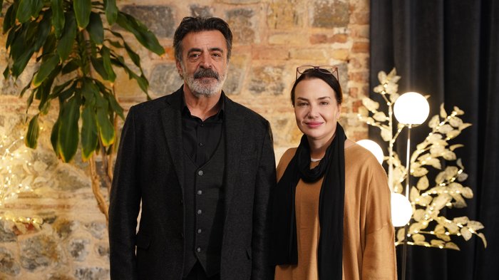 Pierwsze spojrzenie „Aynı Yağmur Altında” na atv fot atv