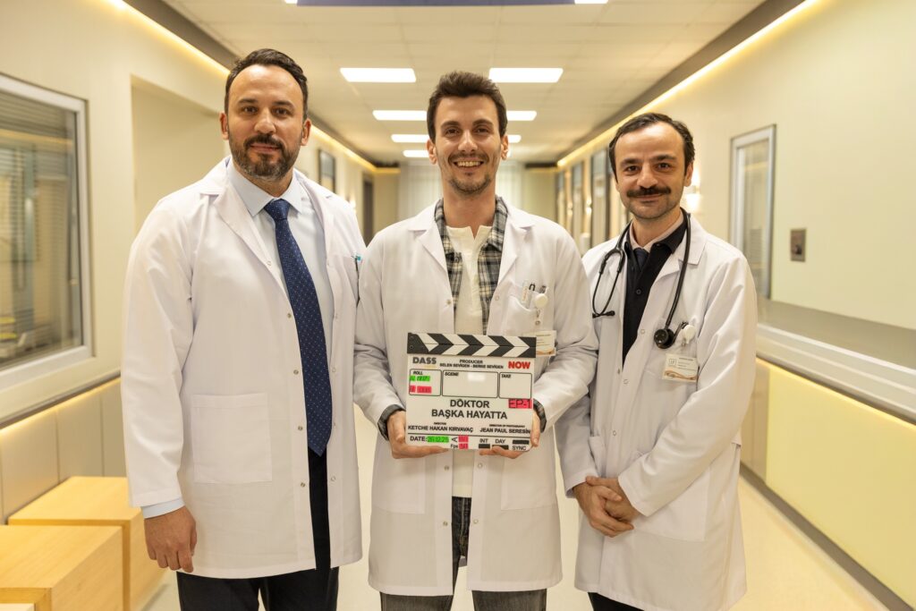 Pierwsze spojrzenie: „Doktor: Başka Hayatta” na NOW