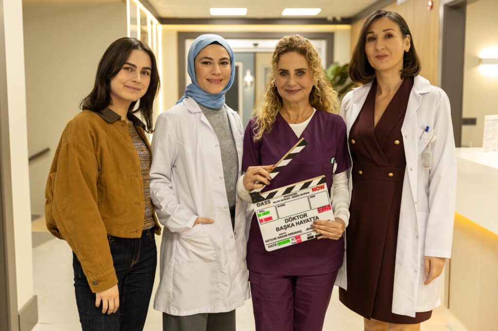 Pierwsze spojrzenie: „Doktor: Başka Hayatta” na NOW