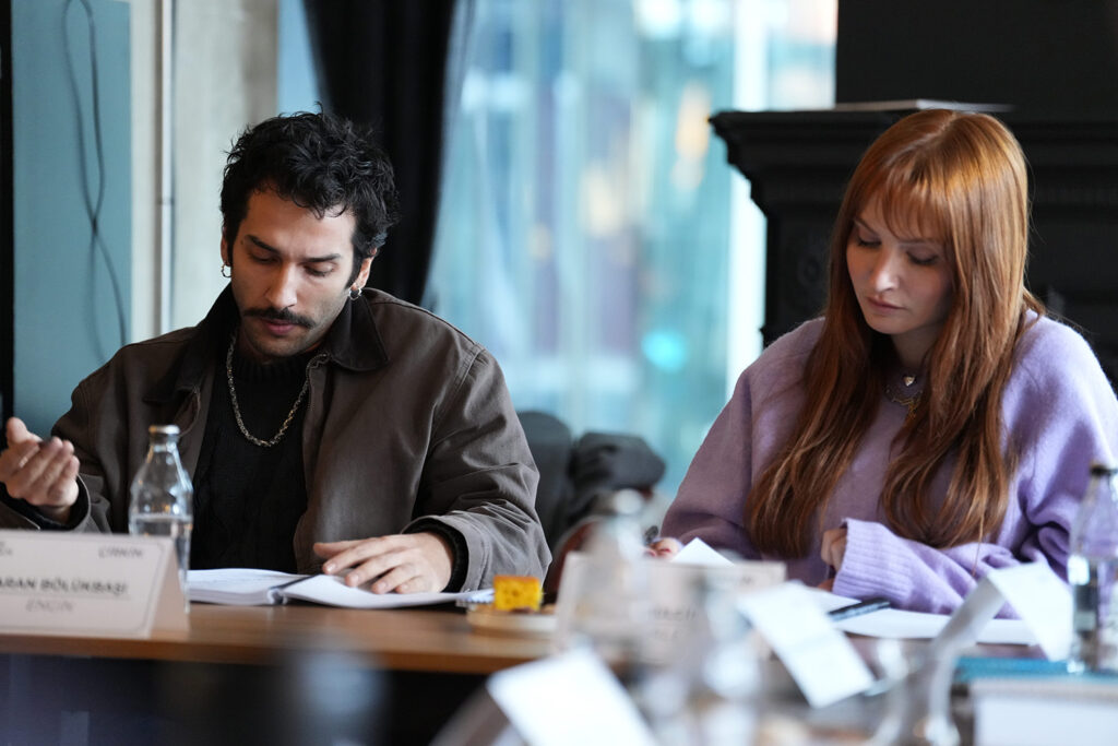 Çirkin on Star TV