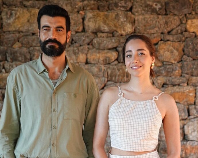 Sevdan Bir Ateş