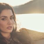 Hande Erçel Instagram profile
