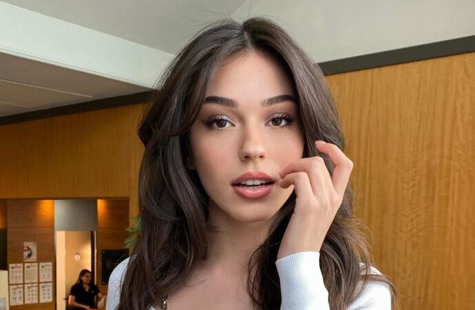 Meltem Akçöl Instagram profile